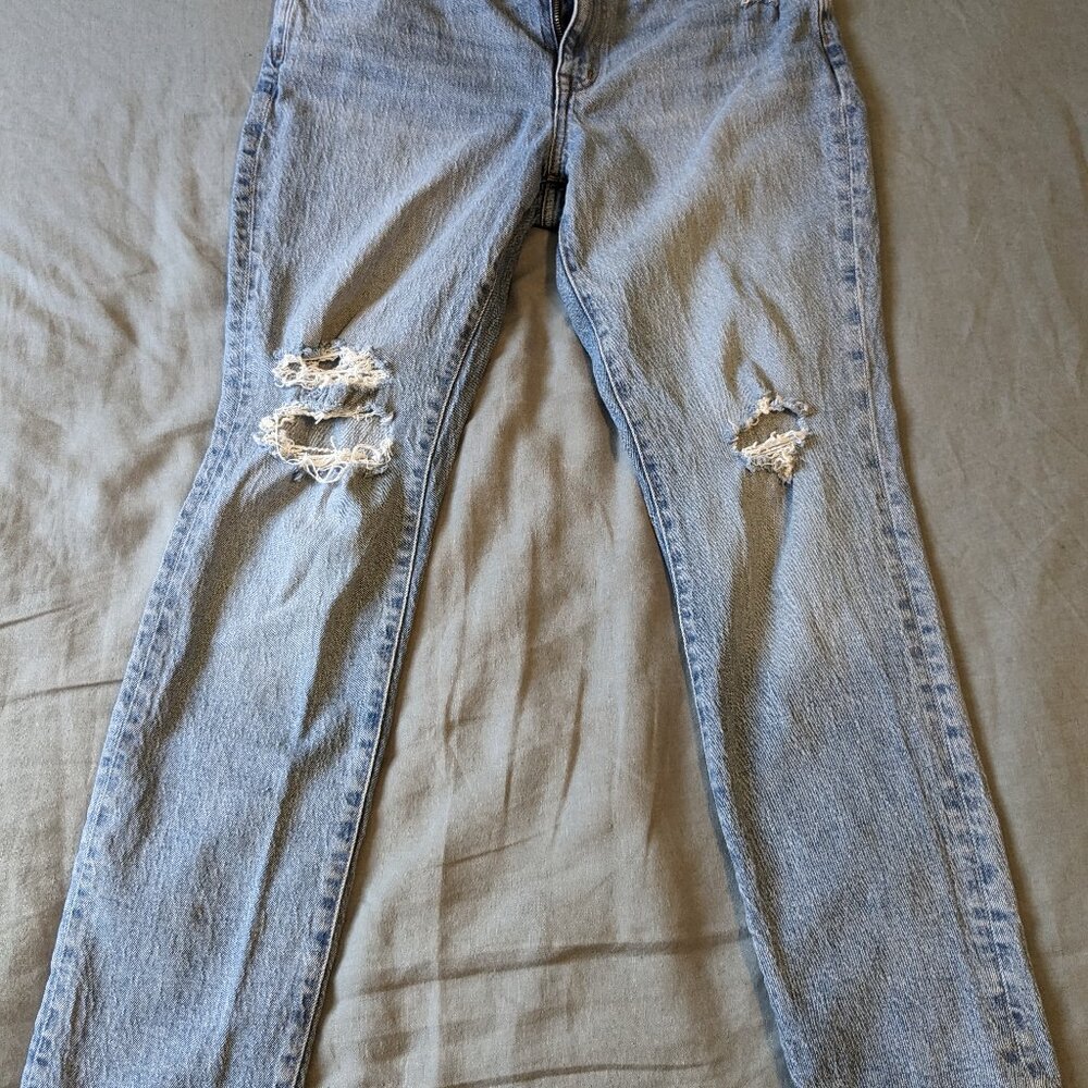 Madewell Slim Boyjean Distressed - Size 30